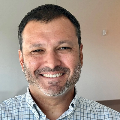 Headshot of Philip Gonzalez.