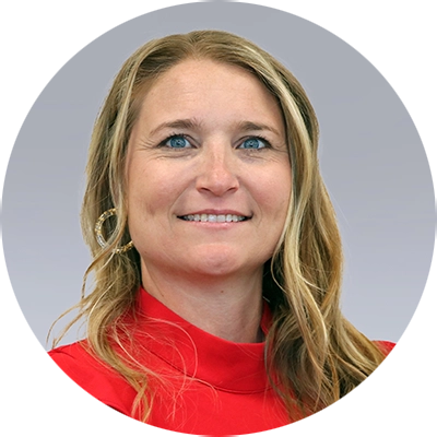 Headshot of Jennifer Houston.